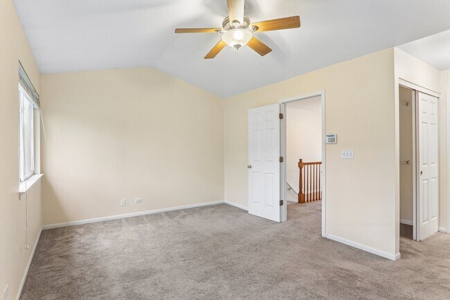 Building Photo - 984 Park Hill Cir