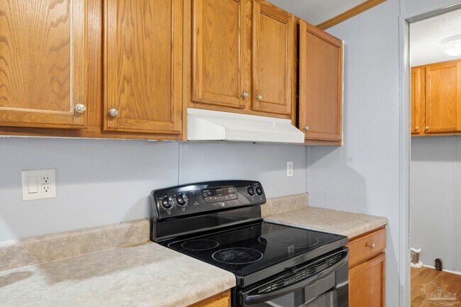 Building Photo - 1709 Woodchuck Ave