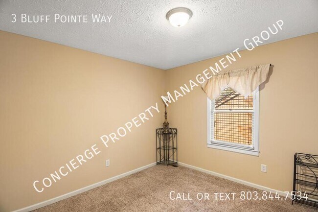 Building Photo - 3 Bluff Pointe Way