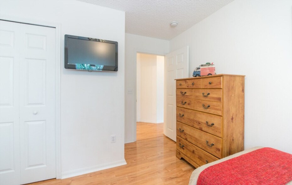 Building Photo - 8407 Crystal Cove Loop