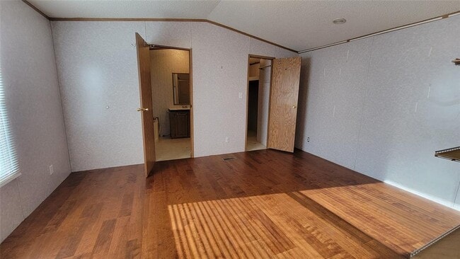 Building Photo - 2021 Sandydale Ln