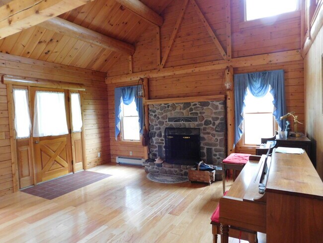 Building Photo - 34 Fletcher Rd