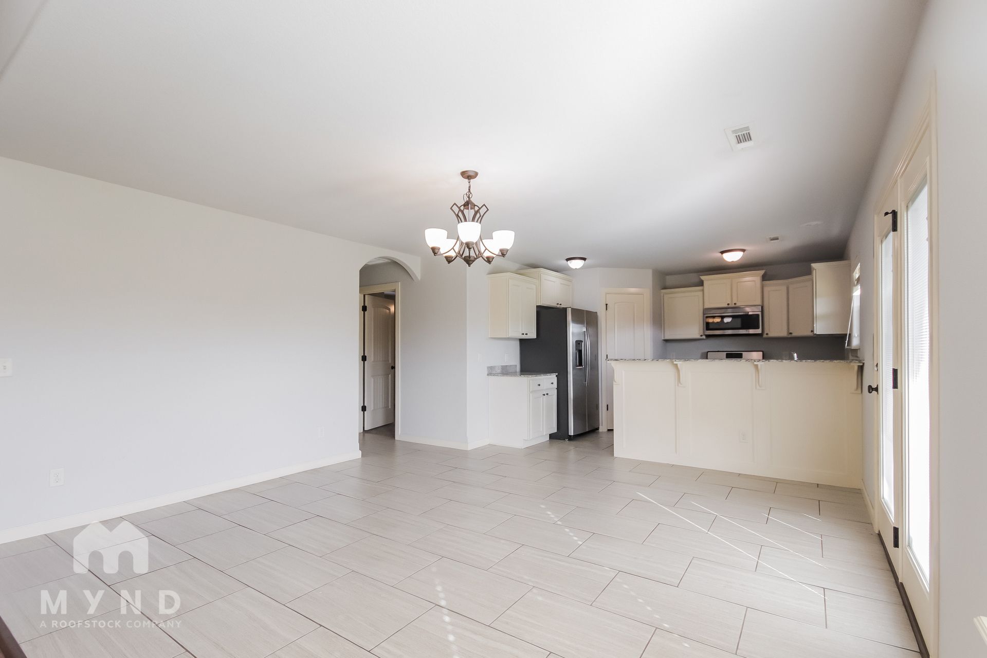 Building Photo - 2403 SW Worthington Ave