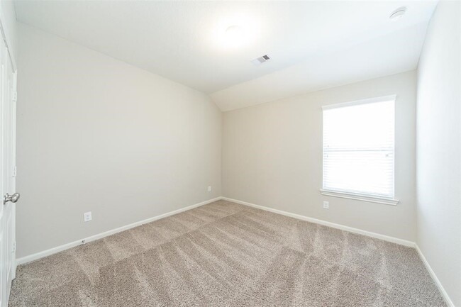 Building Photo - 5626 Verona Ridge Dr