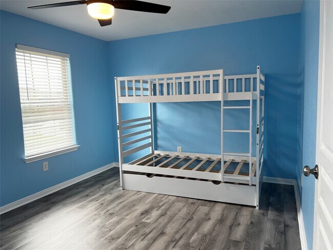 Building Photo - 13403 Myrtle Park Ln