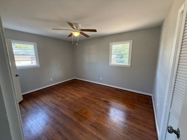 Building Photo - 61 Loganberry Cir