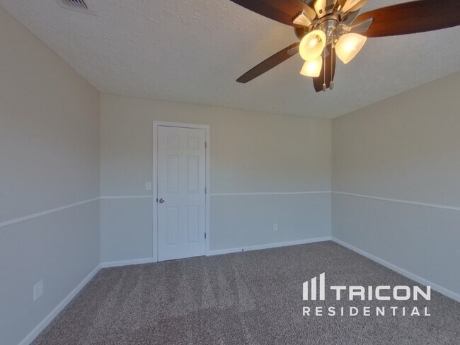 Building Photo - 2037 Red Jacket Trace