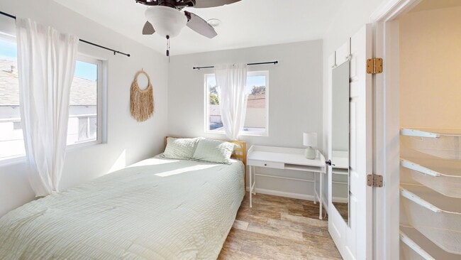 Building Photo - Short or Long Term Rental | ROOFTOP VIEWS!