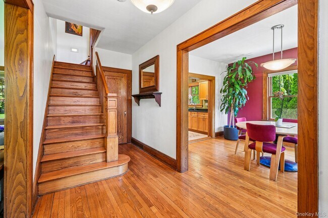 Building Photo - 281 Piermont Ave