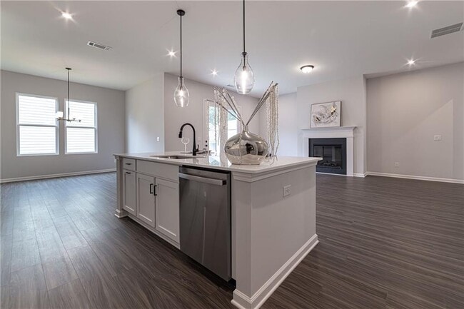 Building Photo - 212 Birchwood Row