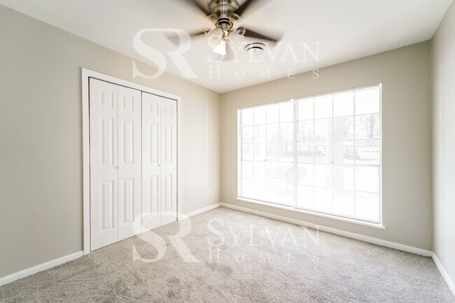 Building Photo - Updated 3 bedroom rancher!