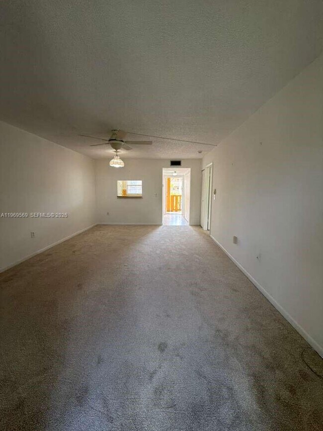 Building Photo - 6750 Royal Palm Blvd