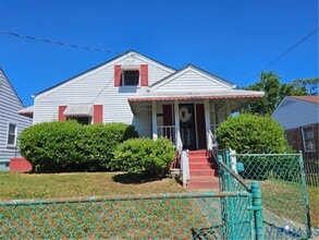 Building Photo - 1408 N 29th St