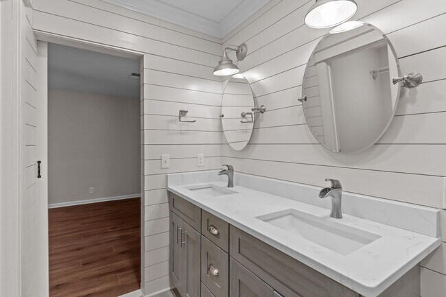 Building Photo - 3303 Marsh View Dr