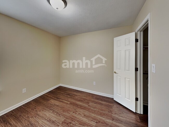 Building Photo - 6652 Decatur Commons