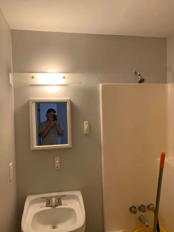 Building Photo - 123 Park St