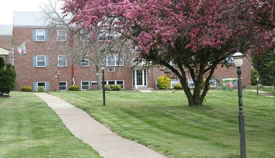 Rosedale Court - Rosedale Court Apartments