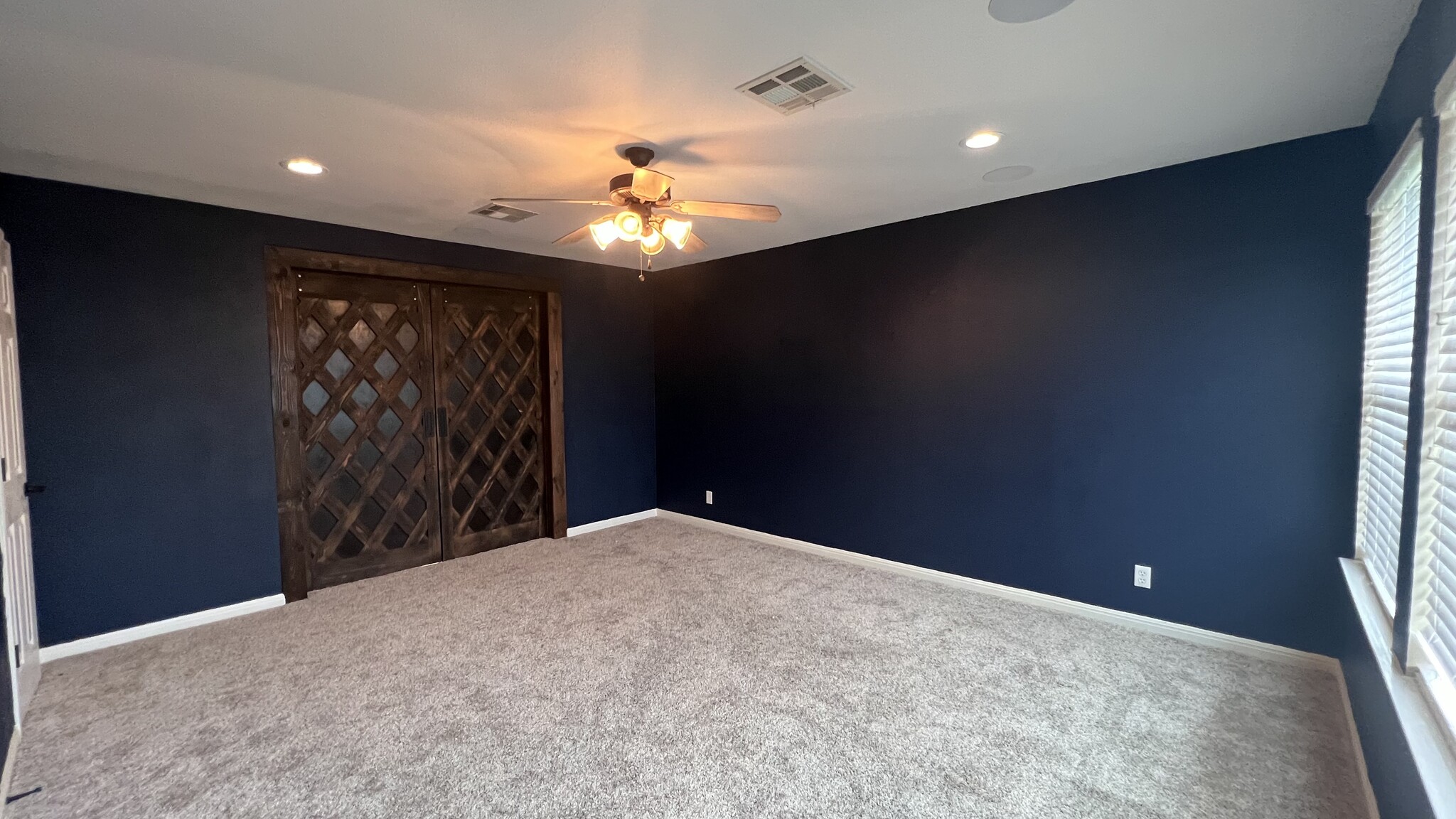Upstairs living/media room - 18439 Rogers Bend