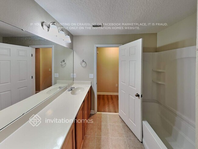 Building Photo - 1316 Tilapia Trail