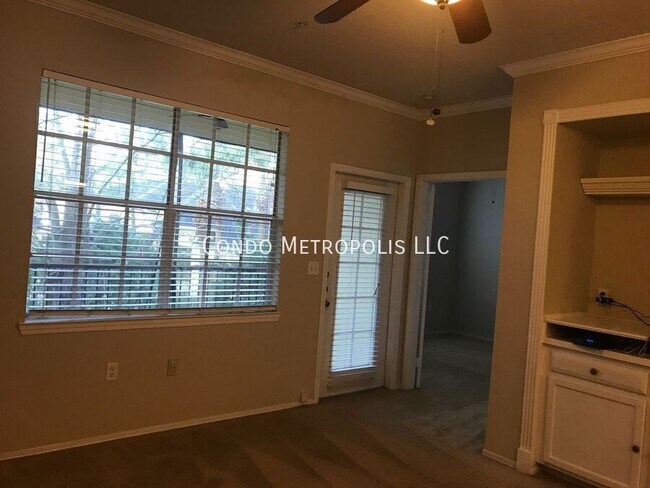 Building Photo - 2624 Robert Trent Jones Dr