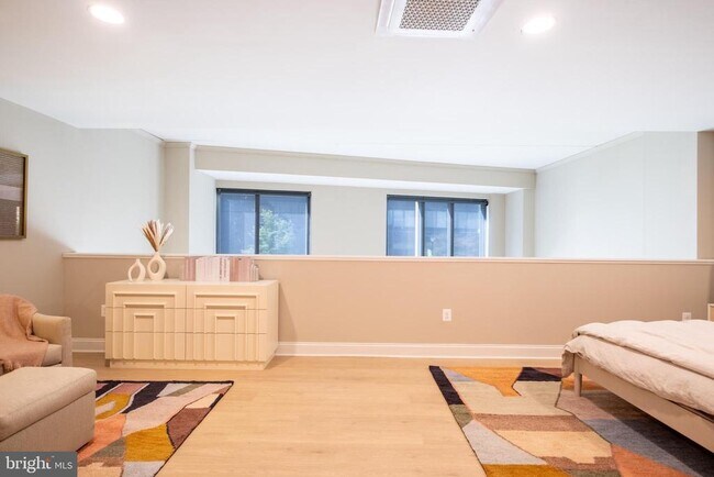 Building Photo - 2301 John F Kennedy Blvd