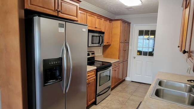 Building Photo - Doublecreek Subdivision