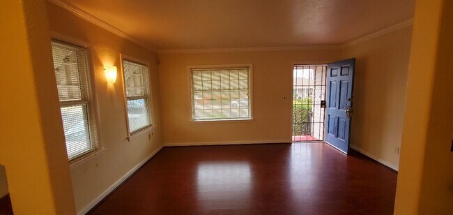 Building Photo - Wonderful 2 Bedroom 1 Bath Home Ready for Lease in Vallejo!