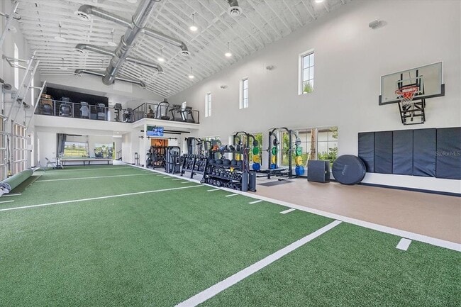 Building Photo - 3279 Hilltop Cir