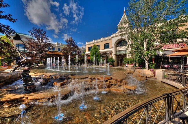 Building Photo - 6587 S Memory Wy