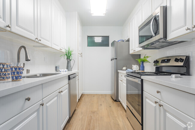 2X2 - 55+ Senior Living The Park Lane