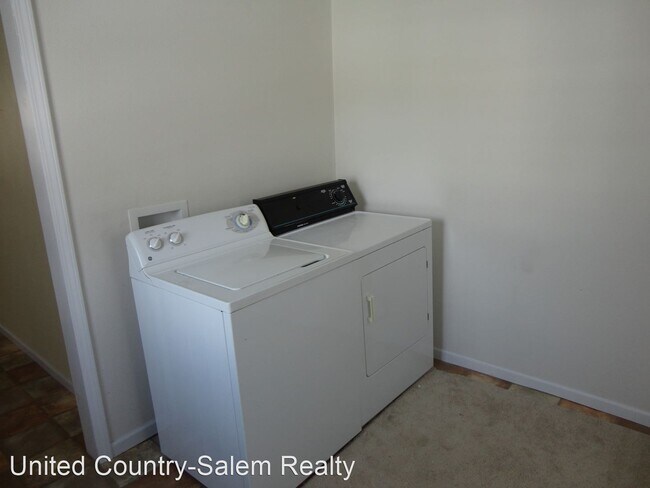 Building Photo - 2 br, 1 bath House - 301 S. Warfel