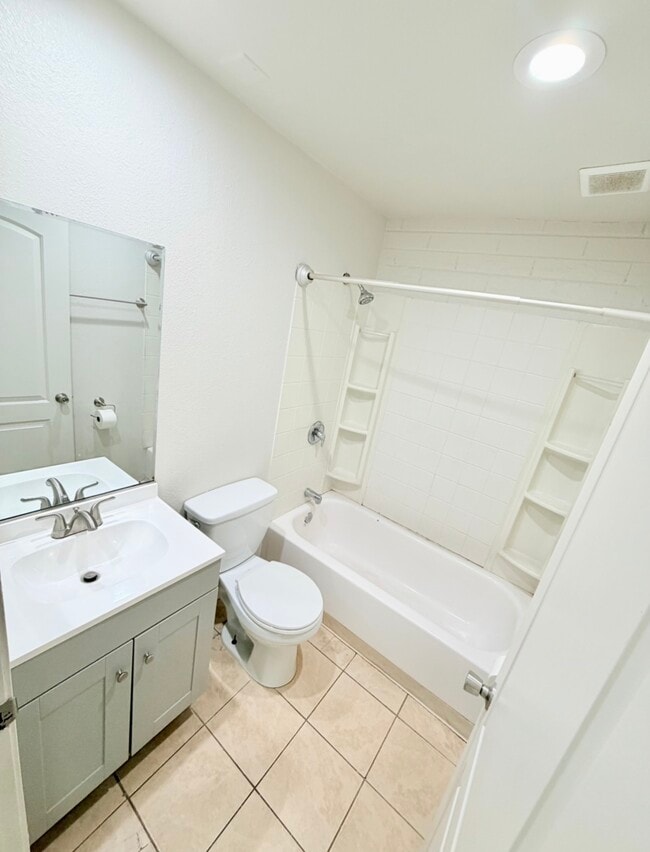 Building Photo - SAGO GARDENS