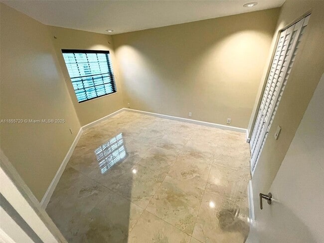 Building Photo - 1462 Springside Dr