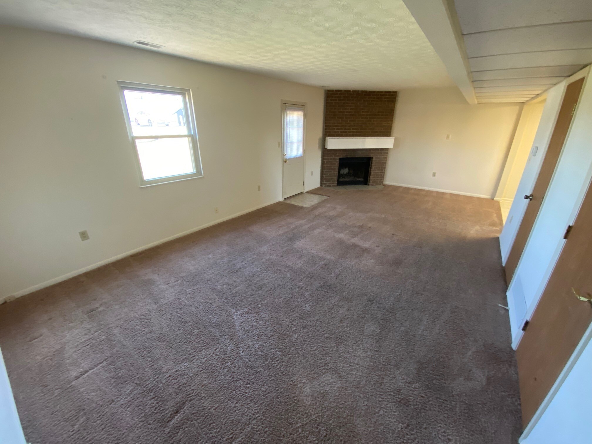 Building Photo - 816 trustway ct