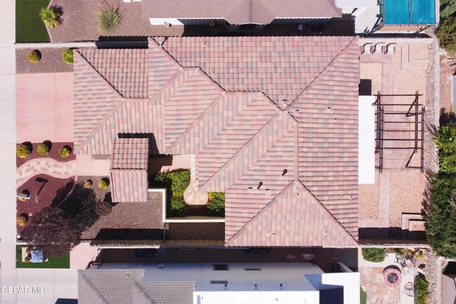 Building Photo - 12821 Little Misty Ln