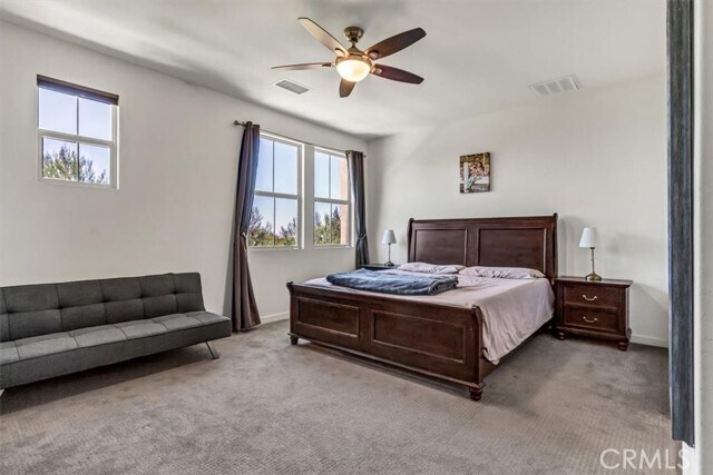 Building Photo - 30 Finch