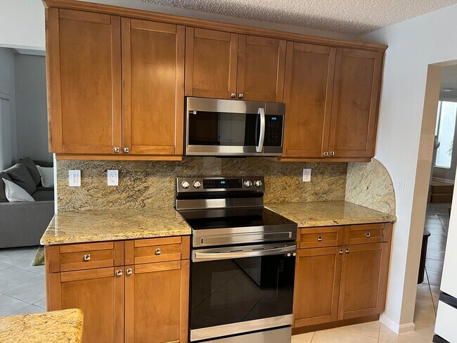 Building Photo - 7740 Stone Harbour Dr