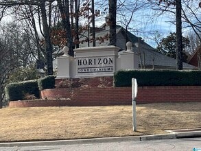 Building Photo - 601 Morning Sun Dr