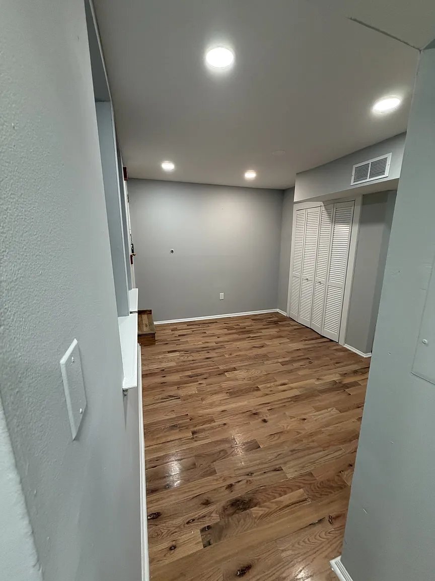 Building Photo - 7057 Cresheim Rd