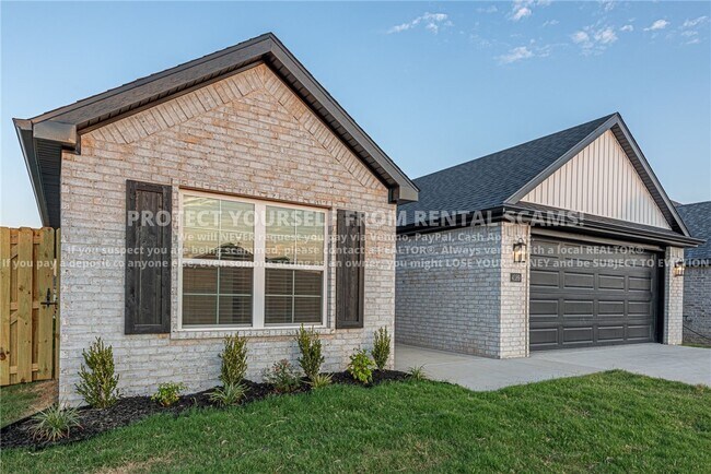 Building Photo - 4189 W Barhem Dr