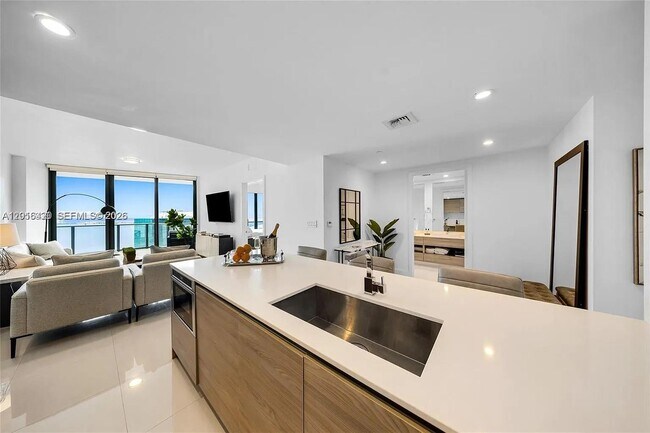 Building Photo - 1300 S Miami Ave