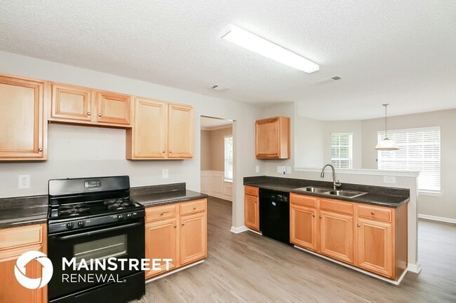 Building Photo - 6462 Dekeon Dr