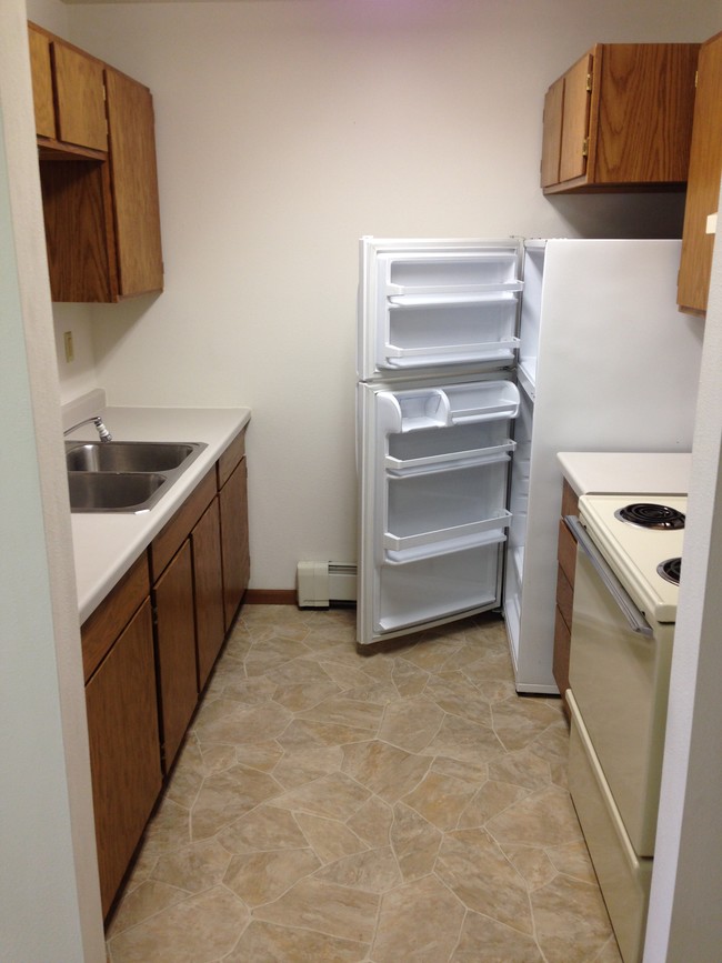 Building Photo - Highland View Apartments