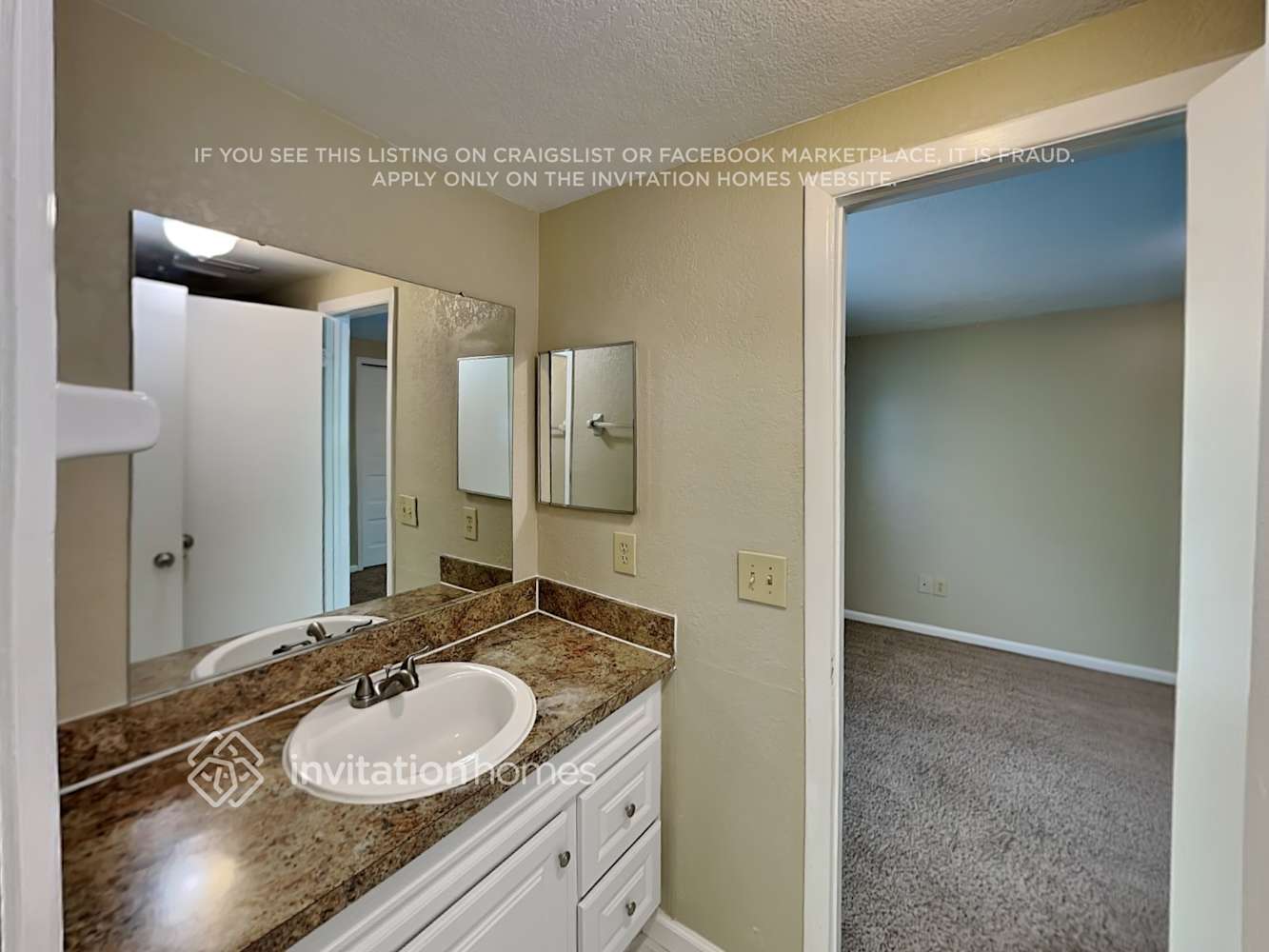 Building Photo - 16202 Fantasia Dr