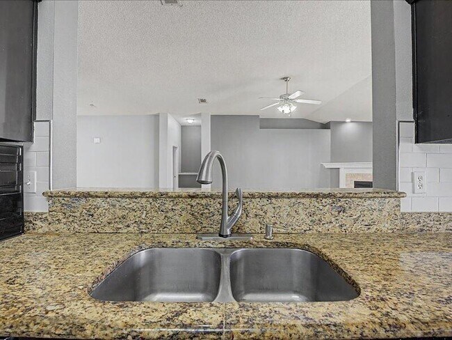Building Photo - 3063 Border Creek Dr