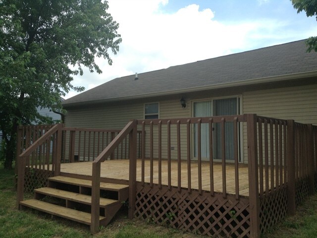 Building Photo - 4136 Fairoaks Drive