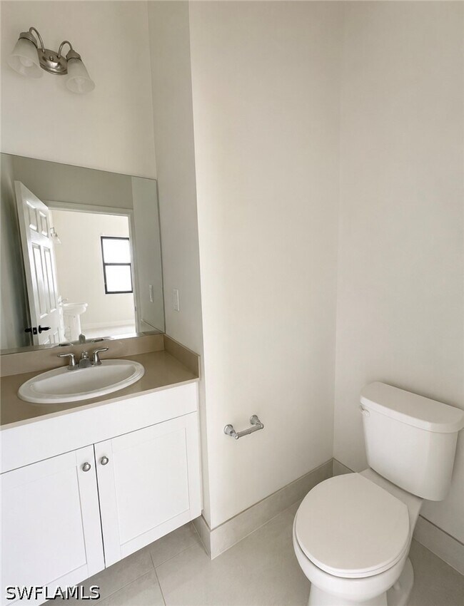 Building Photo - 5487 Cassidy Ln