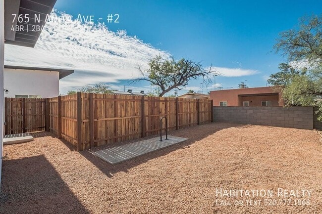 Building Photo - 765 N Anita Ave