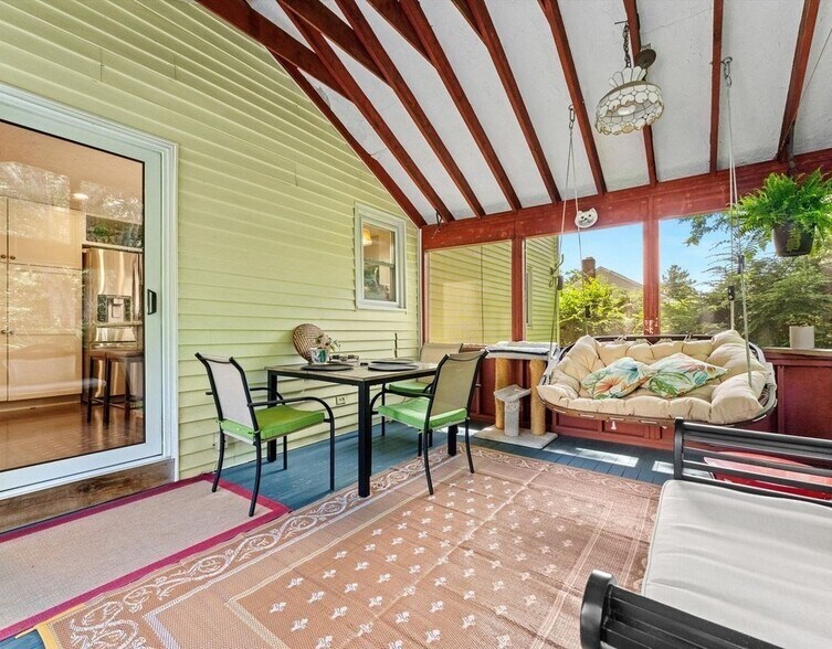 Building Photo - 9 Pleasantview Ter