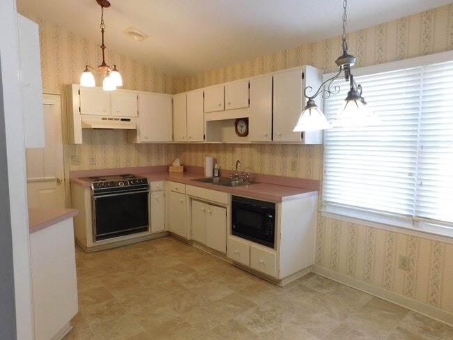 Building Photo - 2801 Currituck Ct